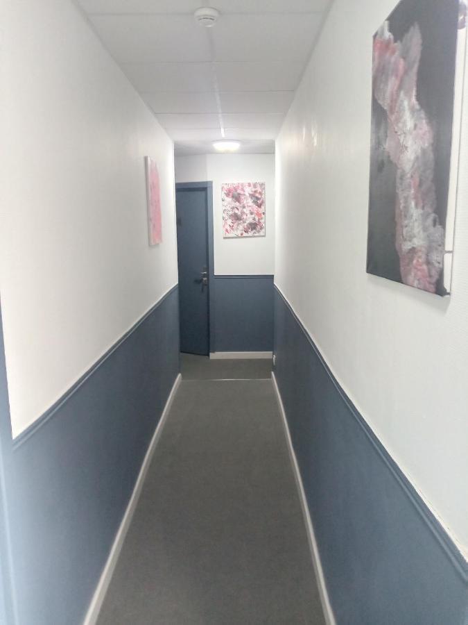 Hotel Le Celtic Montluçon מראה חיצוני תמונה