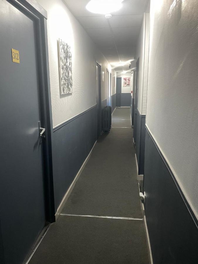 Hotel Le Celtic Montluçon מראה חיצוני תמונה